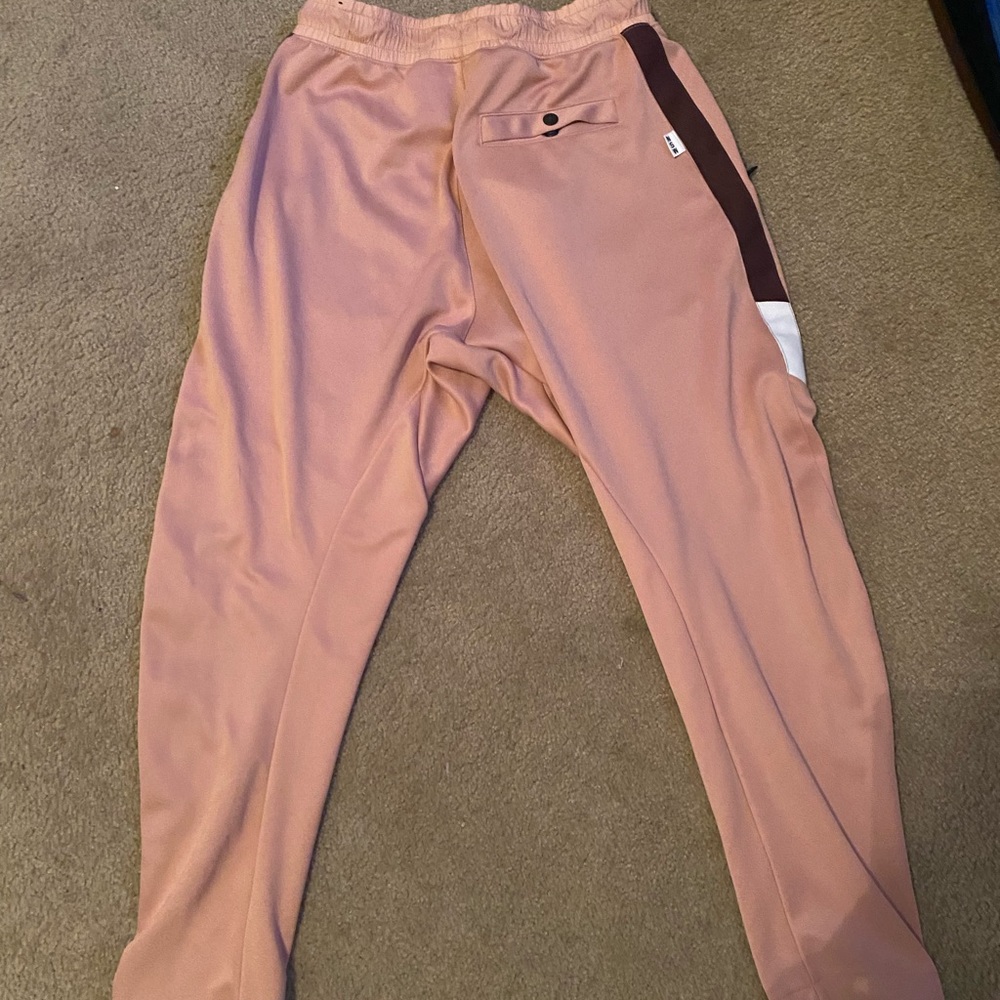 NSW Nike sweatpants pink size M